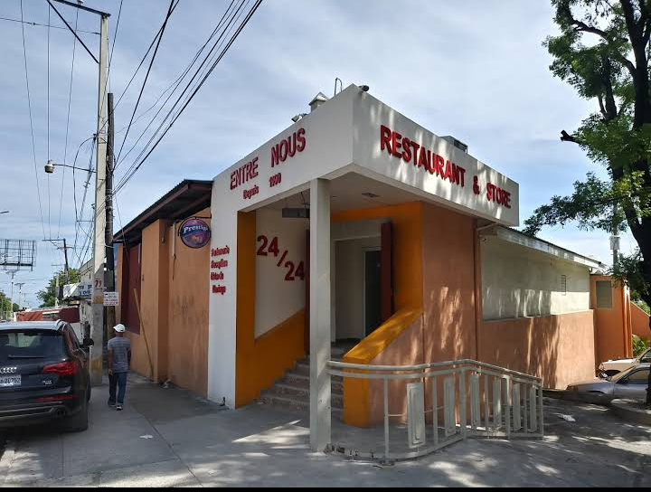 Entre Nous Restaurant